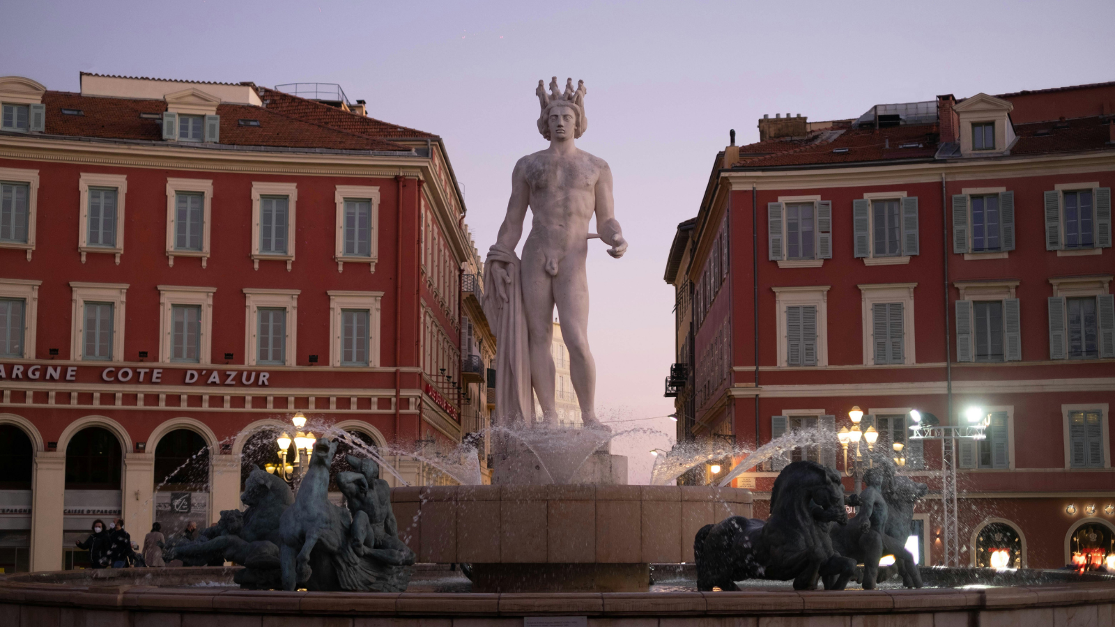 Fontaine du soleil, Place Masséna, Nice 06100 FRANCE